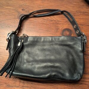 Vintage Coach 1417 East West Legacy black genuine leather shoulder bag.